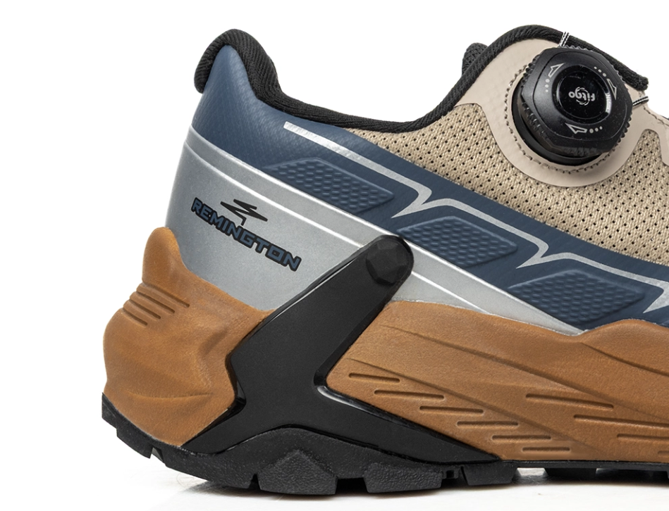 Как выбрать мужские кроссовки для города и активного отдыха: на примере Remington Ness beige/blue