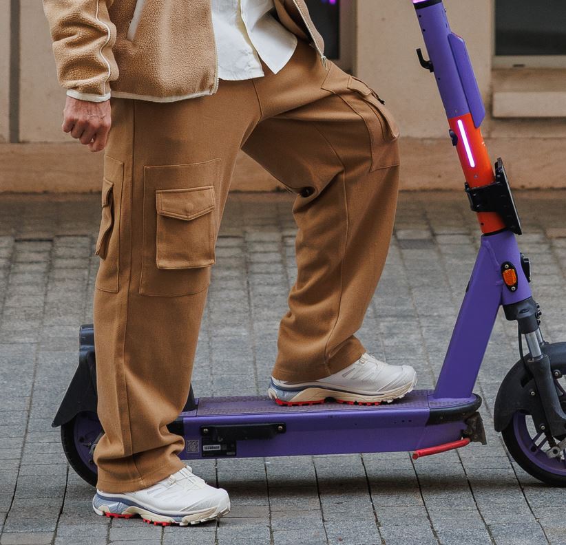 Современные брюки для мужчин: удобство и свобода движений каждый день